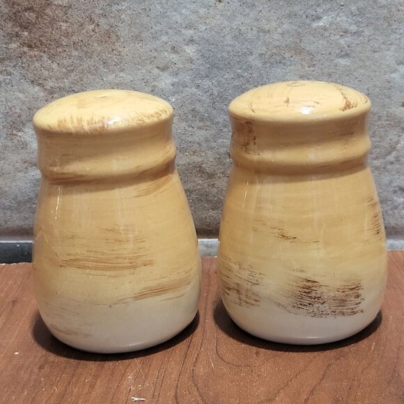 Vintage Salt and Pepper Shakers Fruit Design No Bottom Cork Stoppers - Picture 2 of 10